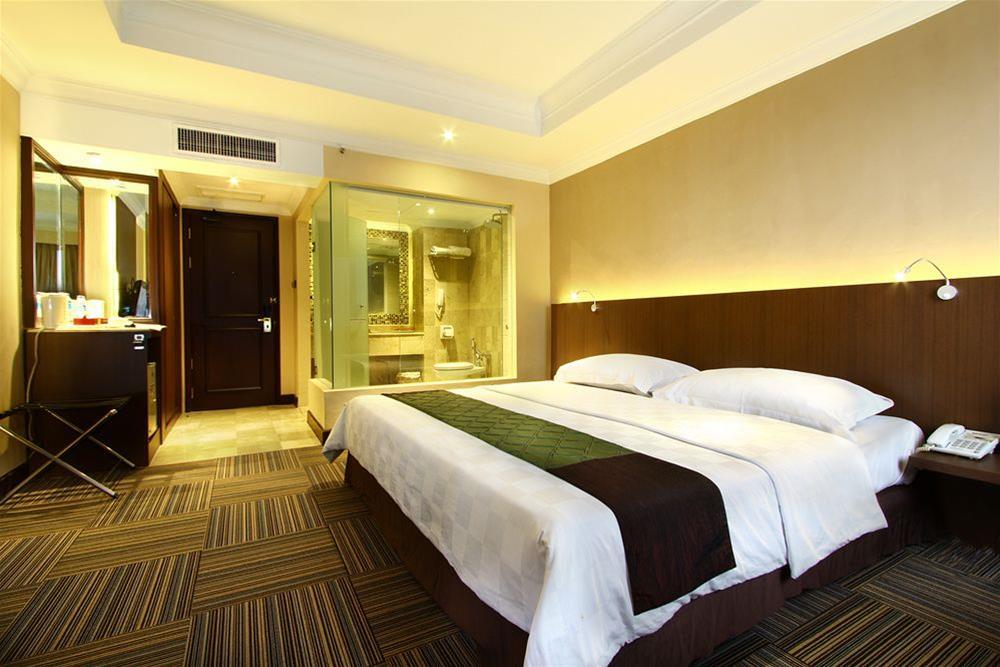 Aiho Hotel Μεντάν Εξωτερικό φωτογραφία